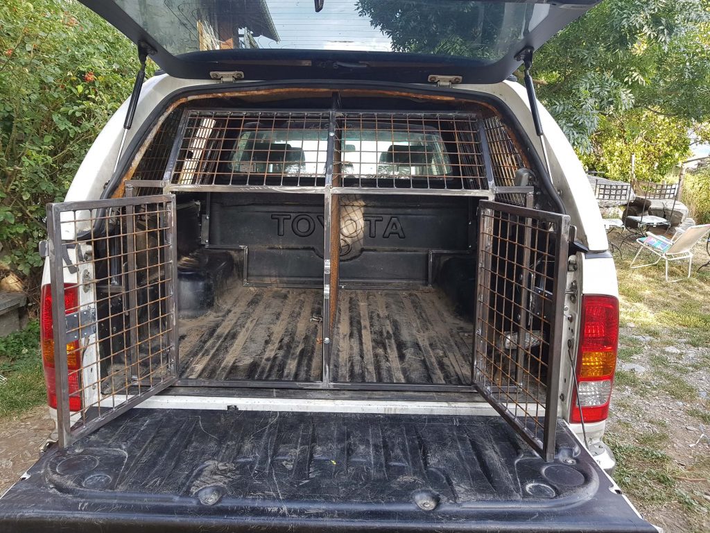Caisse à chien sur-mesure entièrement démontable pour un 4x4 