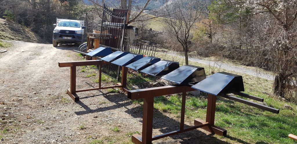 Moules de coffrage pour réservation dans des dalles en béton 