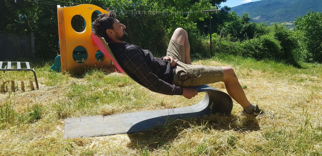 Chaise relaxante design en acier 10mm